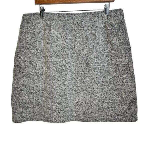 NWT Loft Women's Gray Soft Fuzzy Elastic Waist With Drawstring Mini Skirt Size L - Picture 3 of 8